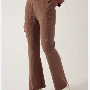 NWT Athleta Brown Knit Bootcut Pants